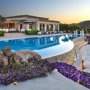 ***** Hotel Li Finistreddi Italien